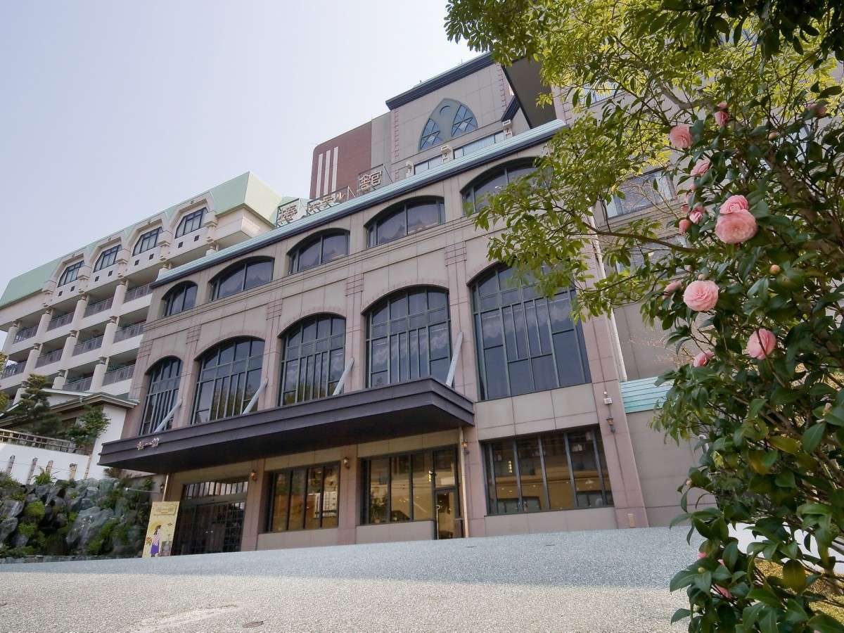 四国温泉旅行格安,中国温泉旅行格安,四国温泉ツアー格安,中国温泉ツアー格安,道後温泉ツアー格安,琴平温泉ツアー格安,こんぴら温泉郷ツアー格安,足摺温泉郷ツアー格安, 祖谷渓温泉郷ツアー格安,奥道後温泉ツアー格安,小豆島温泉ツアー格安